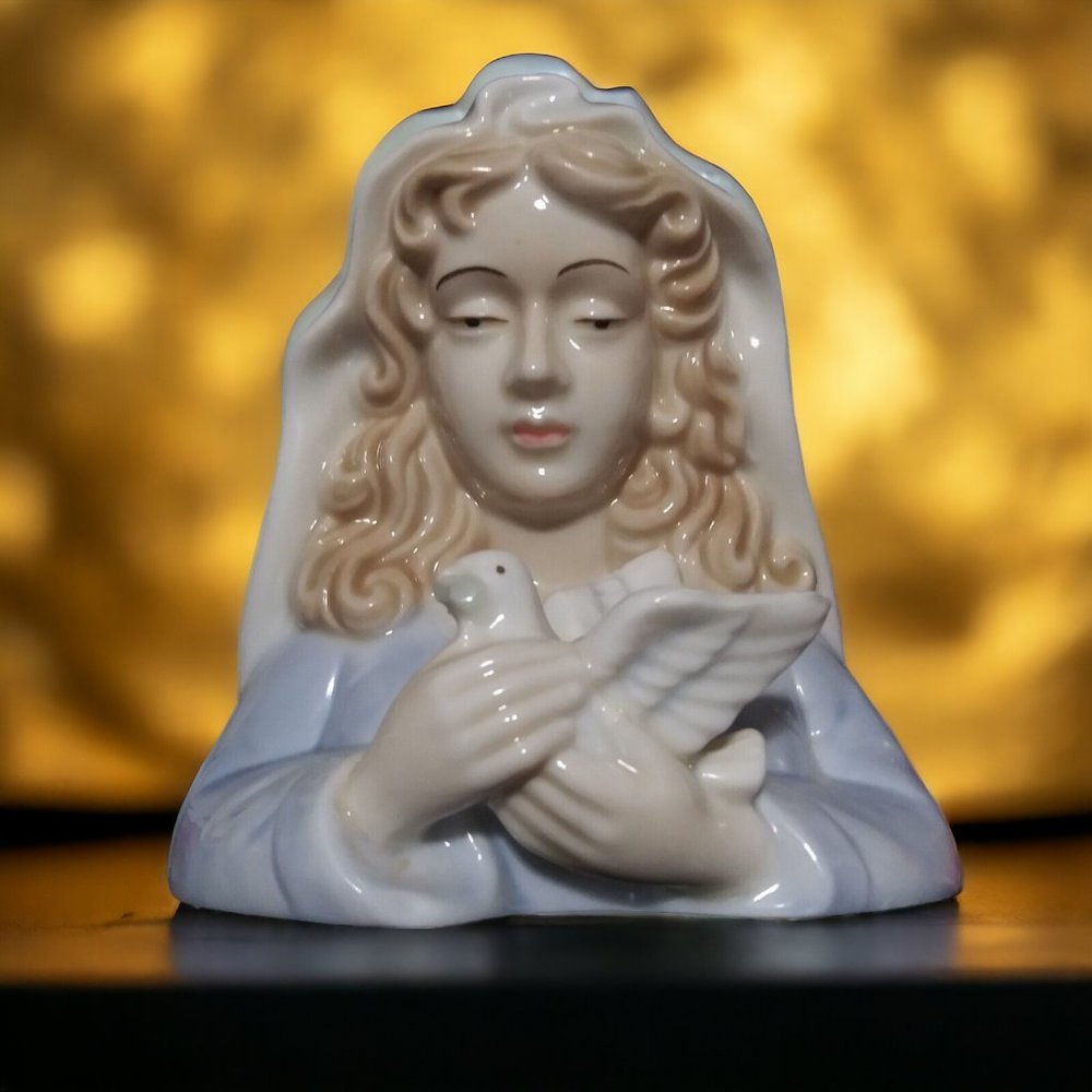 Vintage House of LLOYD Virgin Mother Mary Madonna Night Light Lamp Dove Figurine